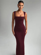 Maxikleid mit quadratischem Ausschnitt, figurbetont, skulpturales Abendkleid